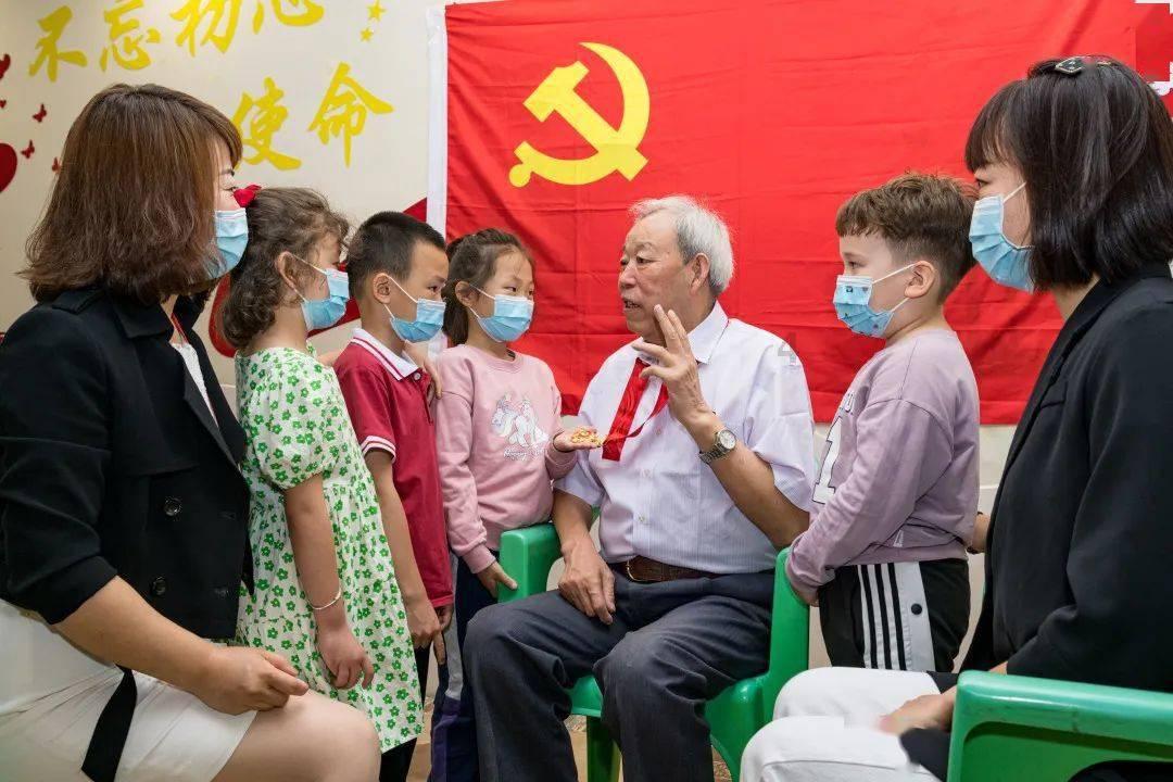 贪玩蓝月