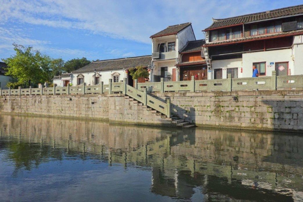 徐州云龙山挂春联迎新年,“仪式感”满满