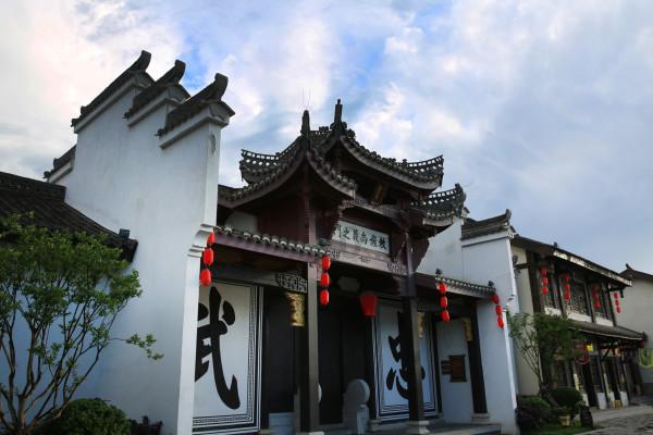 山西省人大代表支招千年古城:加强文物保护利用和非遗保护传承